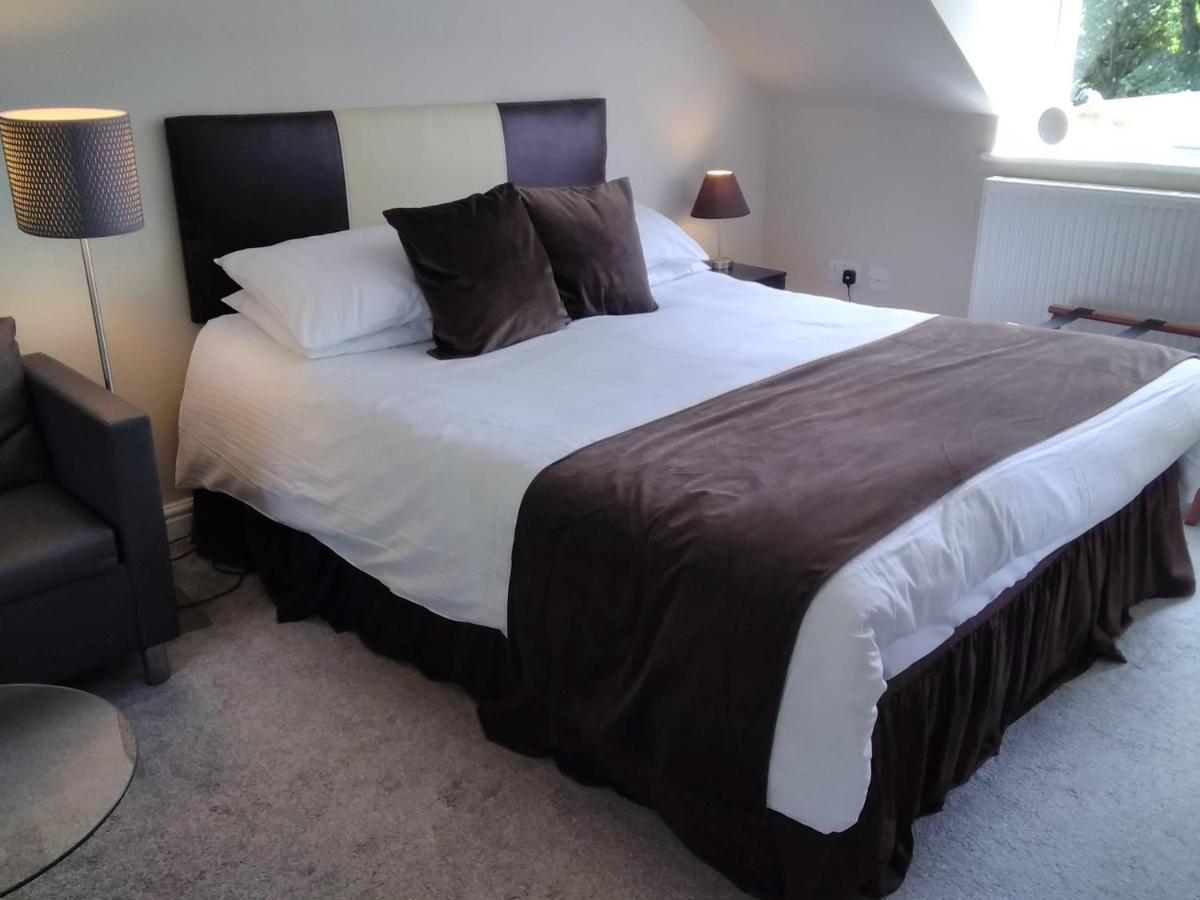 Windermere Studio Rooms - With Free Car Parking Onsite Екстер'єр фото