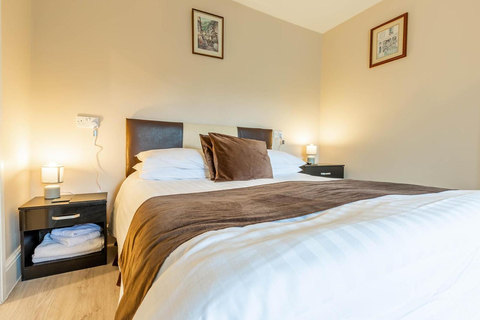 Windermere Studio Rooms - With Free Car Parking Onsite Екстер'єр фото